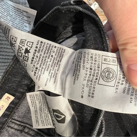 Levi’s Ribcage Ankle Straight Jean Black - Picture 11 of 11